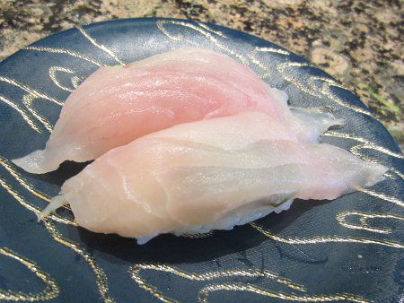 ���i