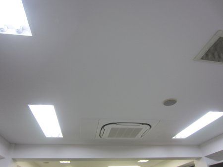 �V��