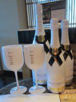 MOET��CHANDON