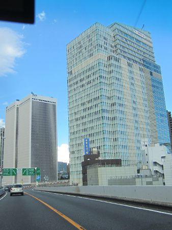 �O�փo�M�[