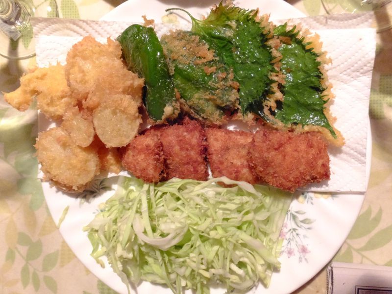 �g�r�E�I�̗��c�g���t���C