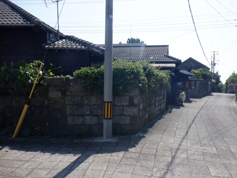 �g�����s�X�i�ɓ��哇�j