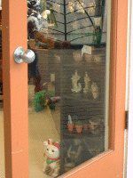 �}�E�C�����Xcat